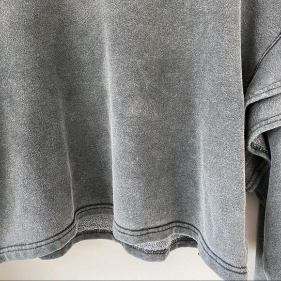 7 For All Mankind Oversized Cropped Sweatshirt Sweater Ruffled Charcoal Grey S - Picture 8 of 11